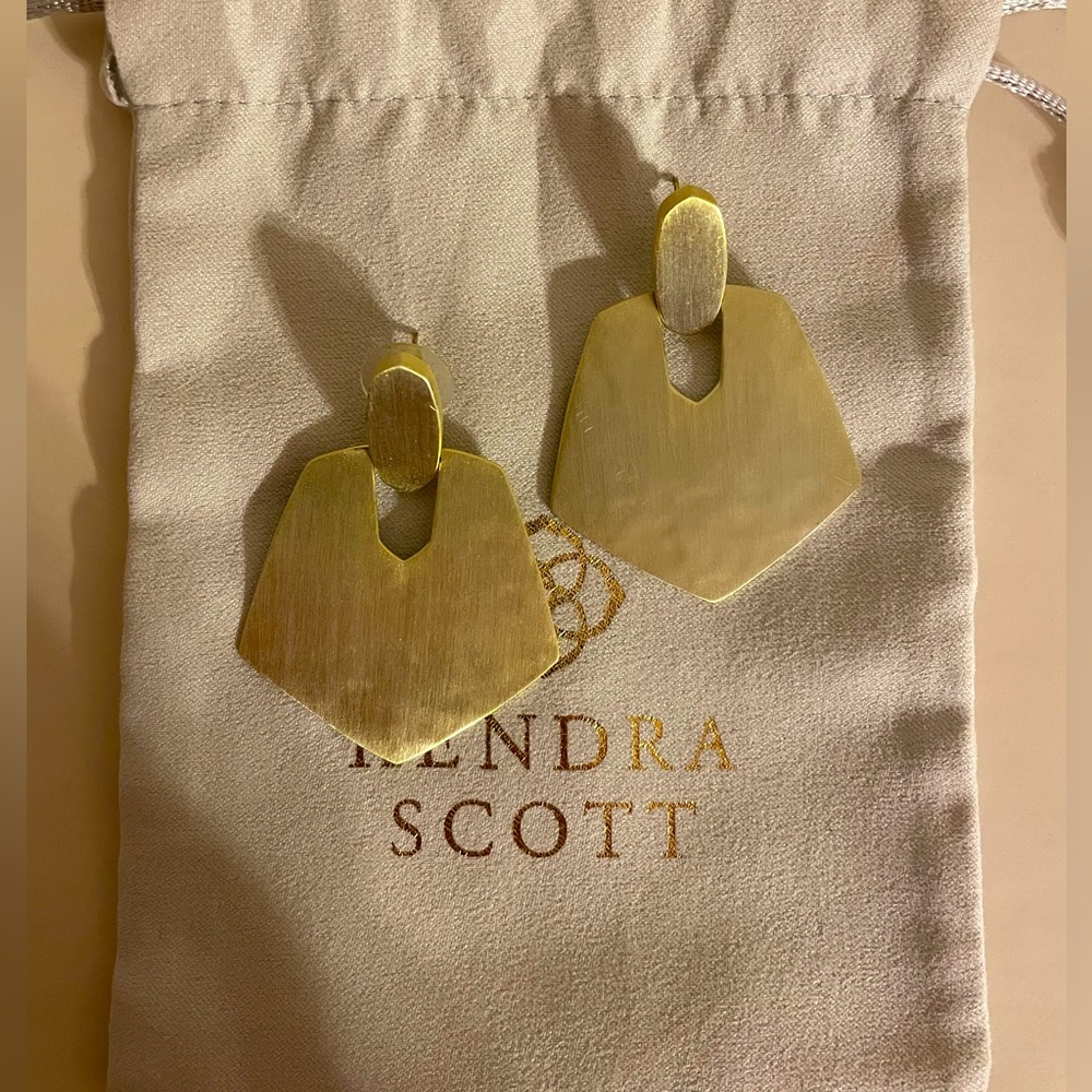 Kendra Scott Statement Earring